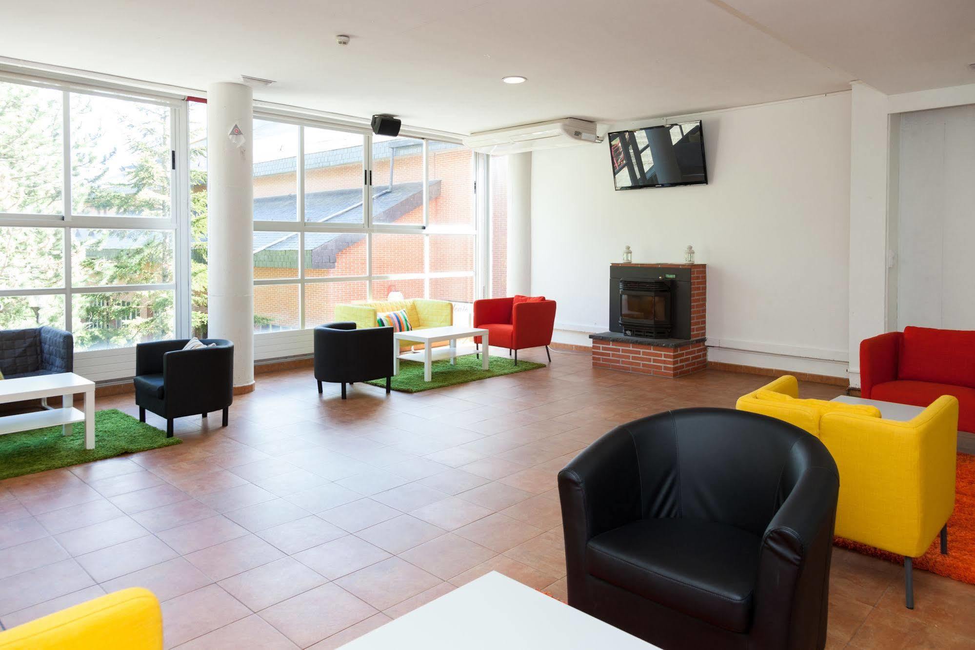 Residencia Albergue ฮากา ภายนอก รูปภาพ